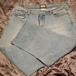 Levi 515 capri